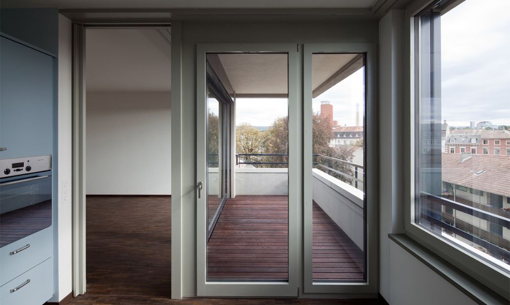 Wettsteinpark Neubau Balkon Grosszügige, helle Wohnung mit einladender Terasse im Neubau